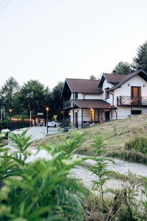 Property building, Garden view