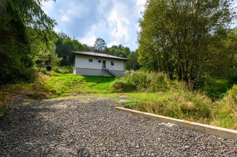 Property building, Natural landscape, Garden