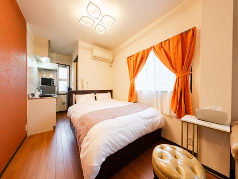 Bed, TV and multimedia, Photo of the whole room, Bedroom, air conditioner