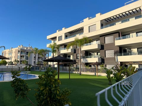 Property building, Garden view, Pool view