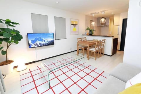 TV and multimedia, Living room, Dining area, Diving