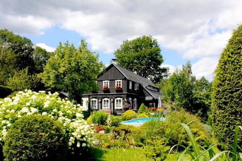 Facade/entrance, Facade/entrance, Summer, Garden, Swimming pool
