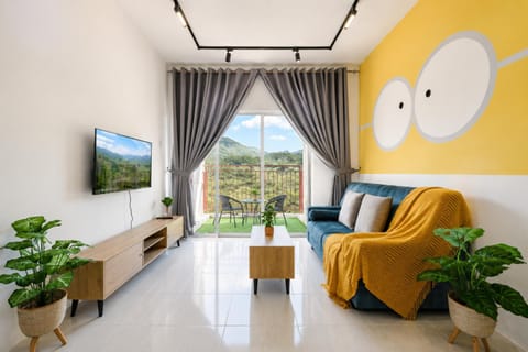 Communal lounge/ TV room, TV and multimedia, Living room, Seating area, Evening entertainment