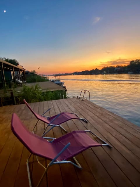 Natural landscape, Balcony/Terrace, River view, Sunset