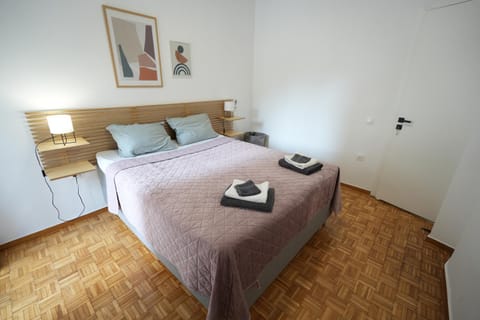 Bed, Photo of the whole room, Bedroom, towels, wardrobe