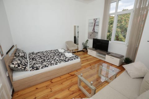 TV and multimedia, Bedroom