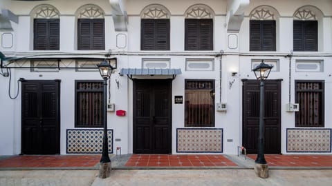 Property building, Facade/entrance