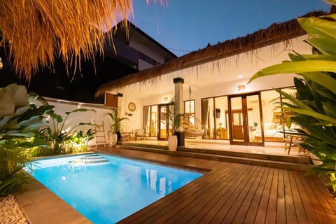 Night, Garden view, Pool view, Swimming pool, sunbed