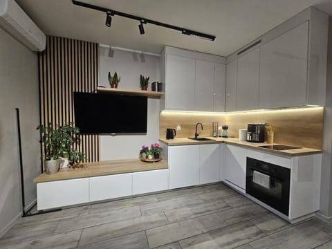 TV and multimedia, Kitchen or kitchenette