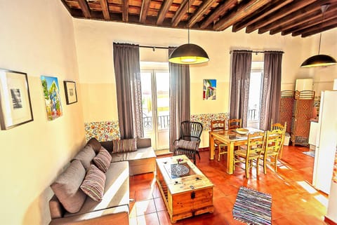 Balcony/Terrace, Living room, Seating area, Dining area
