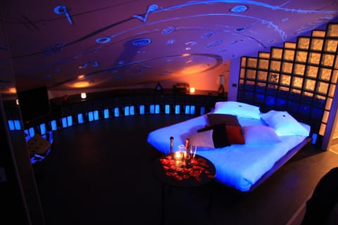 Night, Bedroom