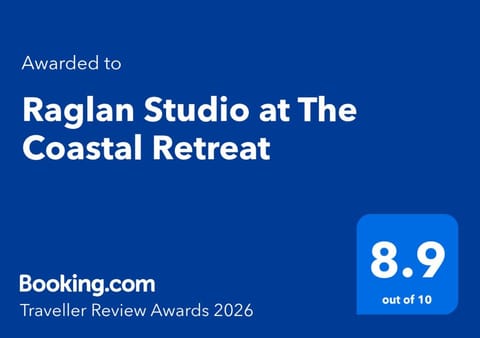 Raglan Studio at The Coastal Retreat Villa in Raglan