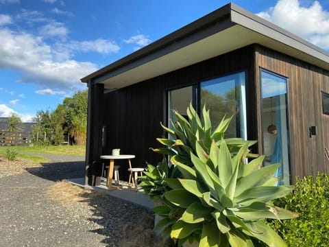 Raglan Studio at The Coastal Retreat Villa in Raglan