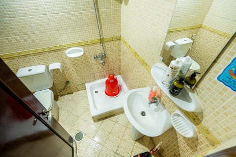 Nest Room for Solo or couple Hostel in Abu Dhabi