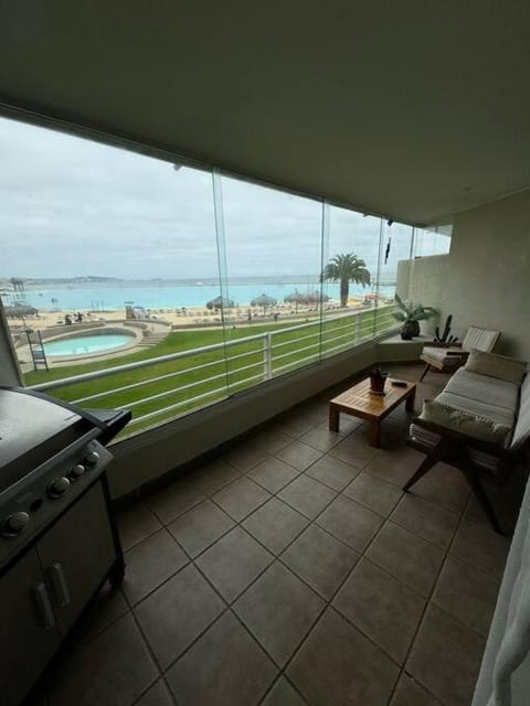 Balcony/Terrace, Photo of the whole room, Pool view, Sea view