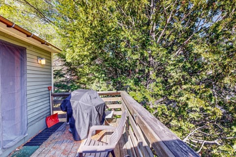 Dover Green 15F Apartment in West Dover