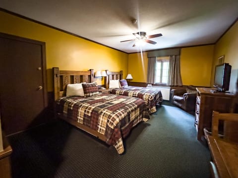 Starved Rock Lodge Hotel in Deer Park Township