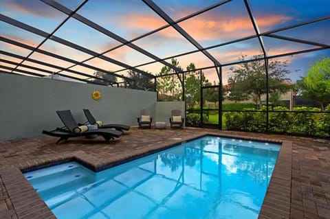 Balcony/Terrace, Swimming pool, Swimming pool