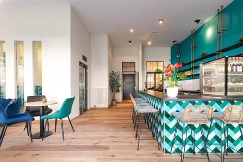Communal lounge/ TV room, Lobby or reception