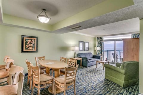 Paradise Resort, Unit 1602, 4 Bedroom, 3 Bath, Direct Oceanfront House in Myrtle Beach