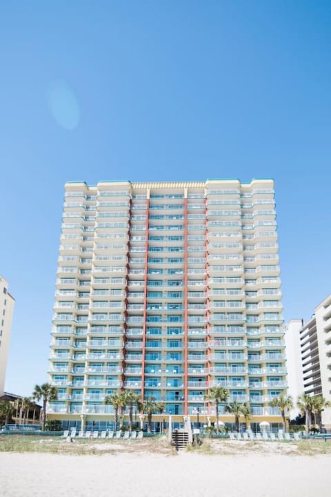 Direct Oceanfront, Unit 907, 4 Bedroom, 3 Bath, Resort House in Myrtle Beach