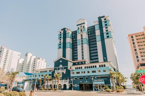 Paradise Resort, Unit 802, 4 Bedroom, 3 Bath, Direct Oceanfront House in Myrtle Beach