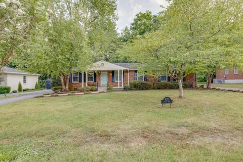 Figuers Bungalow 2 bd 1 bath central location House in Franklin