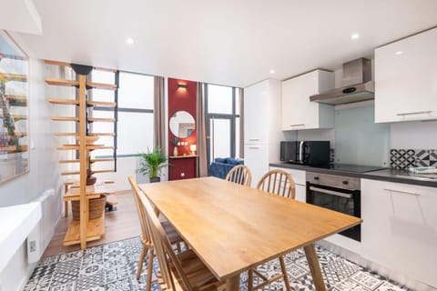 Le Tolstoï & SPA Apartment in Villeurbanne