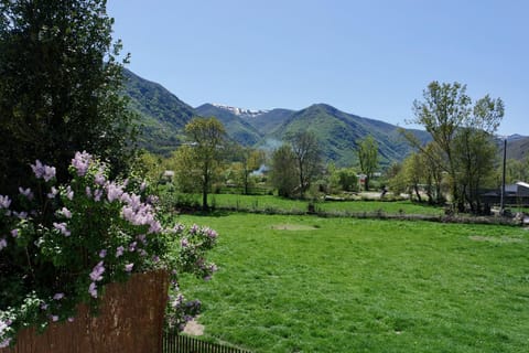 Nearby landmark, Natural landscape, Mountain view