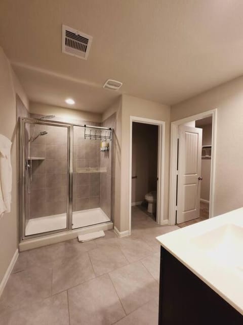 The Luxe Richmond Houston Katy Sugarland Shella City Home House in Houston