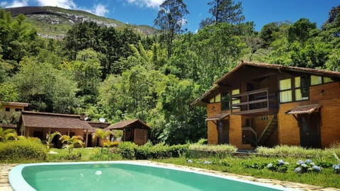 Property building, Day, Natural landscape, Garden, Garden view, Mountain view, Pool view, Swimming pool