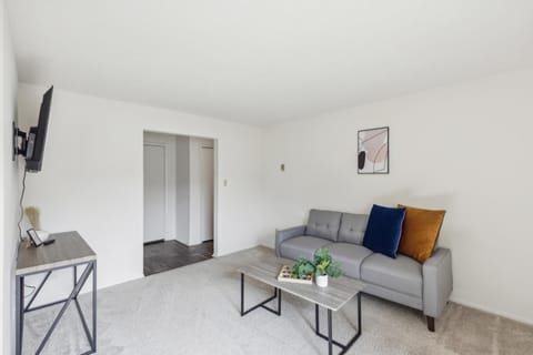 Midtown 3402I Cozy & Comfy I Free Parking Apartment in Parma