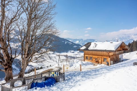 Property building, Day, Natural landscape, Winter, Mountain view