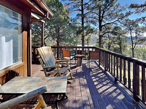 Patio, Natural landscape, Balcony/Terrace, Seating area, Garden view, furniture