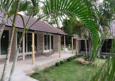 Garden, Seating area