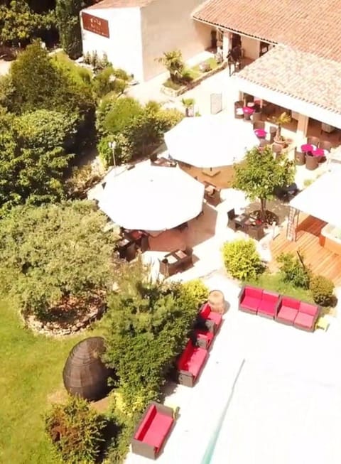 Patio, Spring, Day, Garden