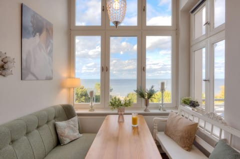 Dining area, Sea view, kitchen