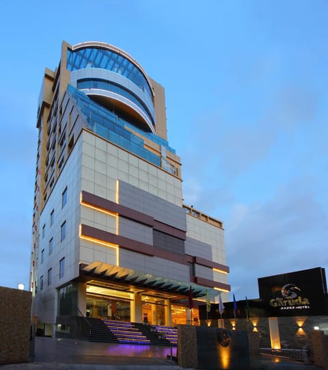 Property building, Facade/entrance