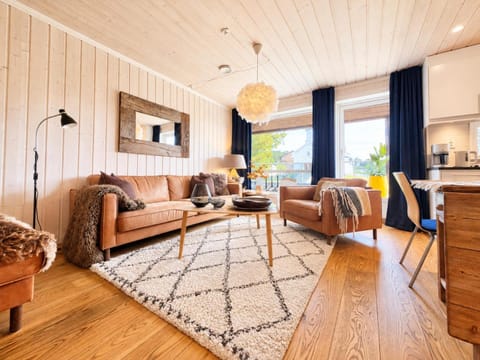 Balcony/Terrace, Living room