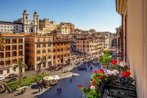 City view, Street view