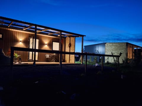 Pond Beach Hazel with hot tub Bed and Breakfast in County Kilkenny