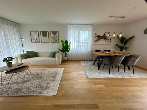 Seeland Bijou Apartment - 2 bedrooms Apartment in Fribourg, Switzerland
