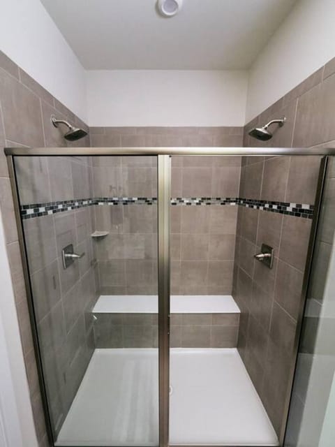 The Grey Havens Spacious Cozy 3 bed House in Franklin