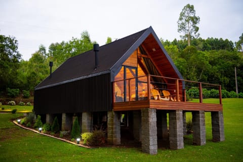 Property building, Day, Natural landscape, Garden, Garden, Garden view, Garden view