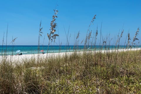 Vintage Waves House in Laguna Beach