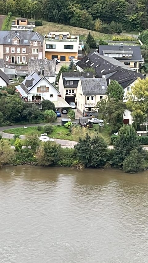 Haus Lowe Ferienwohnungen Apartment in Cochem-Zell