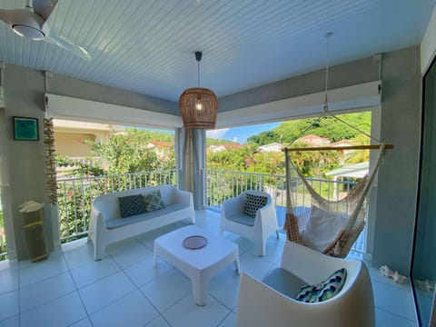 Patio, Day, Balcony/Terrace, Seating area