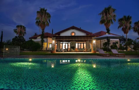 Incredible Large Villa In Paphos sleeps 14 Children Pool, Jacuzzi, Huge Garden Villa in Poli Crysochous
