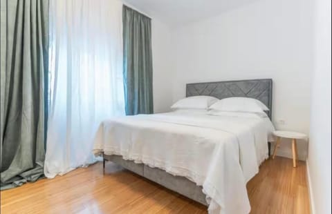 Apartman Dino Apartment in Split