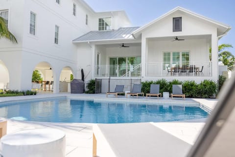 NEW Private Pool & Docking - Floralee House House in Stock Island